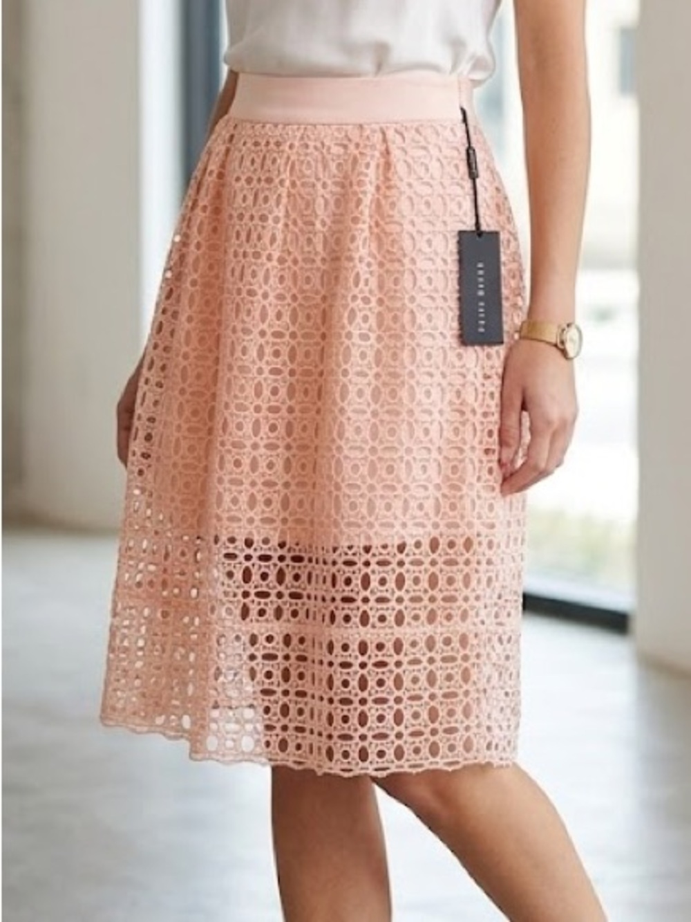 Elegant Peach Lace Pleated Midi Skirt - Haute Monde - Size small NWT